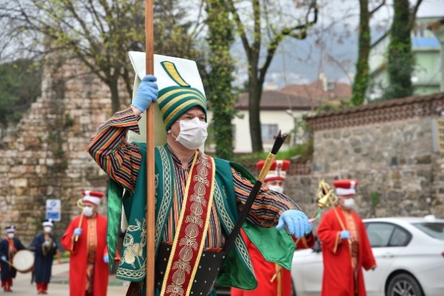 “Korona” gölgesinde fetih yürüyüşü