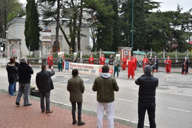 “Korona” gölgesinde fetih yürüyüşü