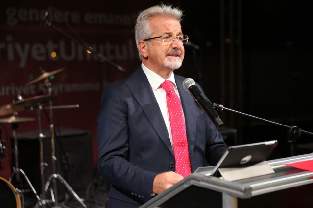 Nilüfer’de yürekler Cumhuriyet için attı