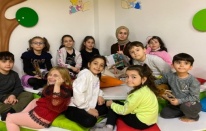 Fatih Belediyesi’nin çocuk kütüphanelerinde eğlence bitmiyor