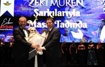 Zeki Müren, masal tadında bir gece ile anıldı