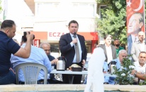 Başkan Aydın mahalleleri geziyor sorunları yerinde çözüyor