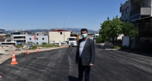 Osmangazi’de boş kalan yollar asfaltlıyor