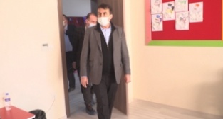 Miniklerin karneleri Dündar’dan