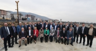 Muhalefetten Osmangazi Meydanı’na Tam Destek