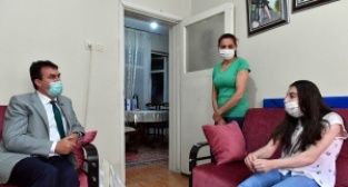 Dündar’dan genç Sevcan’a moral ziyareti
