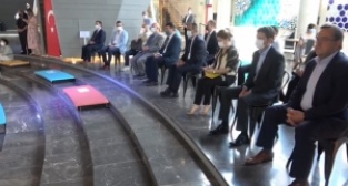 Gençler Akif sevgisini satırlara döktü