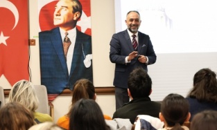 Osmangazi’de felsefe buluşmaları devam ediyor