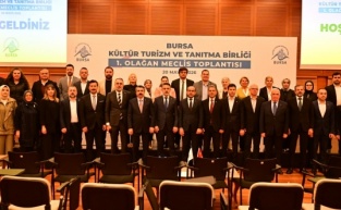 Bursa Kültür Turizm Ve Tanıtma Birliği Başkanı Oktay Yılmaz güven tazeledi