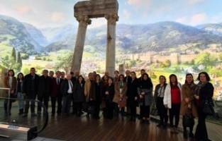 Akademisyenlerin Tarih Yolculuğu