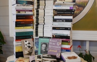 Kitap Kulesi, talihlisine teslim edildi