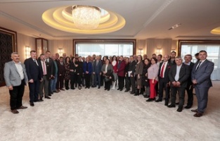 Erdem muhtarlarla buluştu