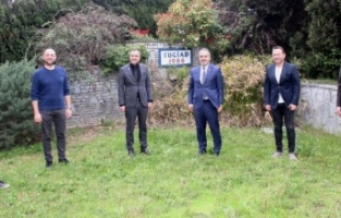 Korona ile mücadelede örneğiz