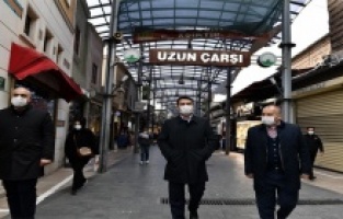 Başkan Dündar’dan çarşı esnafına moral ziyareti