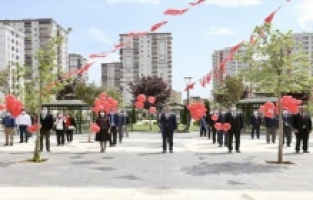 Corona, 23 Nisan coşkusuna engel olmadı