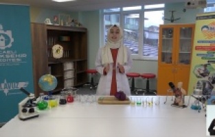 Kocaeli’de deneyler evde yapılıyor