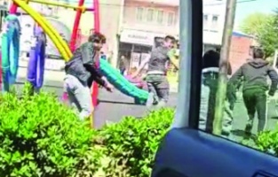 Virüsten değil zabıtadan korktular