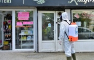 Berber ve kuaförlere ‘Yıldırım’ destek