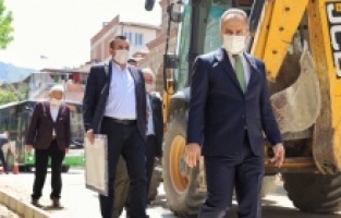 Bursa şantiyeye döndü