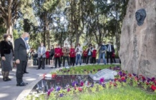 İzmir’de Zübeyde Hanım anıldı