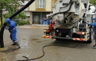 Kocaeli’de mazgallar temizleniyor