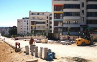 Osmangazi çalışıyor kaldırımlar güzelleşiyor