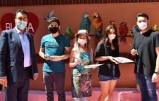 Dündar’dan sokaklara sanatsal dokunuş