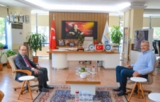 Karacabey Kaymakamı Kurtbeyoğlu'ndan Başkan Özkan'a ziyaret