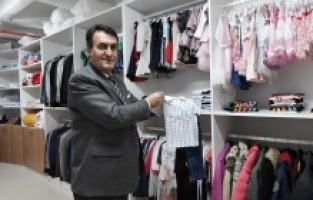 İhtiyaç sahiplerine birinci el kıyafet yardımı