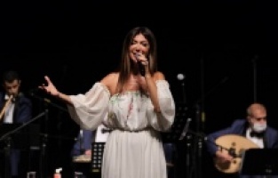 Elif Güreşçi’den müzik ziyafeti