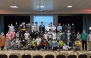 Uluslararası lisenin ilk mezunlarından duygusal veda