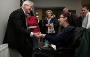 “En büyük engel sevgisizlik”