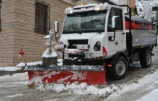Ekipler karla mücadeleye hazır