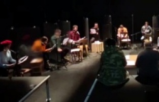 Radyo tiyatrosu tadında buluşmalar başladı