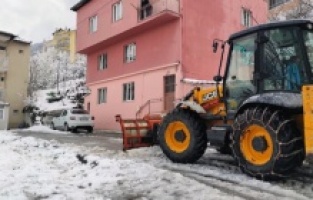 Yıldırım’da kar mesaisi başladı