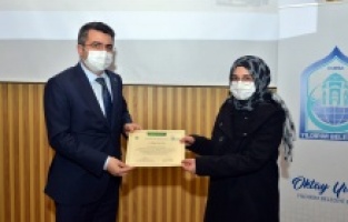 Yazarlık atölyesi mezunlarına sertifika