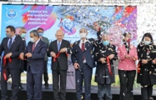 Zübeyde Ana Çocuk Akademisi’ne görkemli açılış