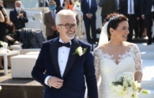 Bursa Nilüfer Belediye Başkanı Turgay Erdem ve Zeynep Terzioğlu evlendi