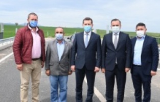 Balıkesir: Başkan Yılmaz’dan 3 ilçeye yol müjdesi