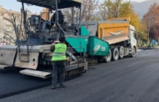 Bursa: Yıldırım'da yollar yenileniyor