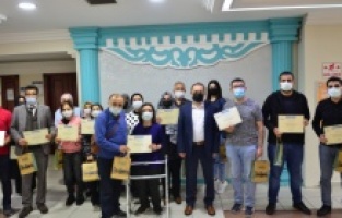 Yıldırım’da “Proje Hazırlama ve Yönetimi” Kursiyerleri sertifikalarını aldı