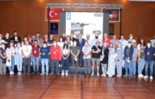 Bursa: Başkan Aktaş, fotoğraf tutkunlarıyla buluştu