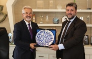 Bursa metropolitinden Erdem’e ziyaret