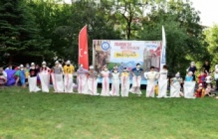 Geleneksel sokak oyunları Yıldırım'da başladı 