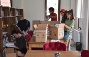 Gemlik’ten 5 bin kitap Van yolcusu