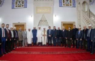 Başkan Dündar, Sofya’dan barış mesajı verdi