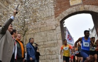 Bursa Osmangazi’de ‘Tarihi’ Koşu