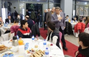 ‘Esenler’in Yüzleri’nin İftar Sevinci