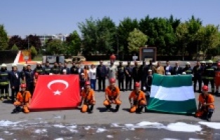 Konya Büyükşehir itfaiyesi Nijeryalı itfaiyecileri eğitiyor