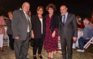 İzmir: Soyer, “Bu vatanı ve cumhuriyetimizi ilelebet yaşatacağız”